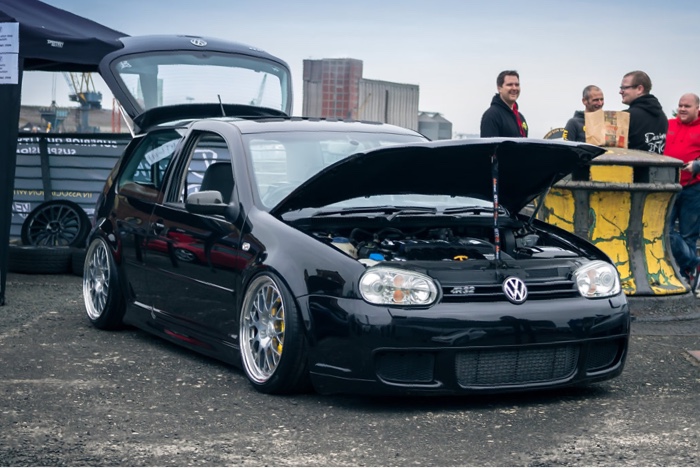 Paul Evans' Volkswagen Golf R32 with R36 Turbo Swap and Airlift Air Suspension
