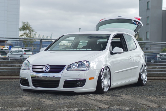 Mark Nelson's Volkswagen Golf on Airlift Air Suspension